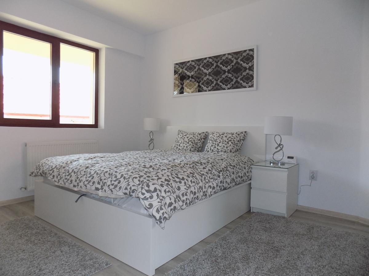 Rivera Apartments-Palasmall Iasi Bagian luar foto
